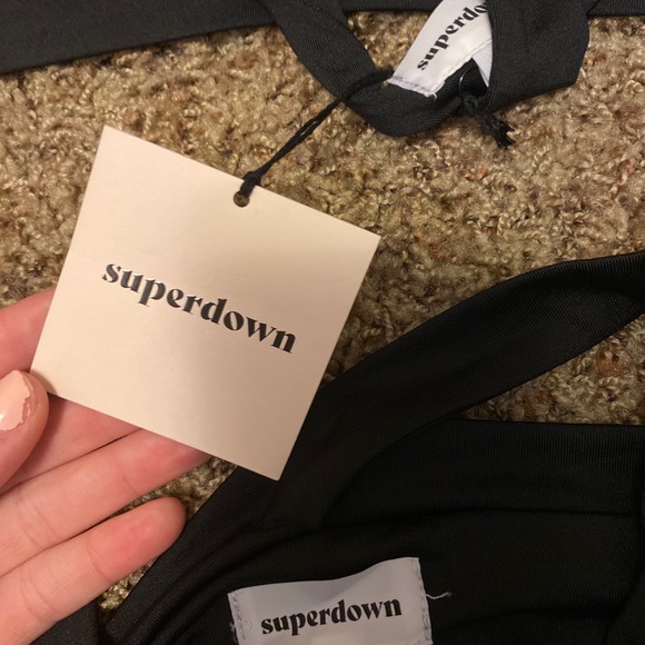 Superdown black two piece - Picture 4 of 4